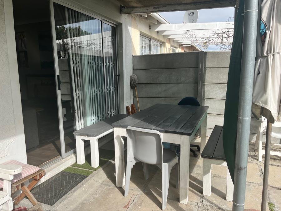 2 Bedroom Property for Sale in Thornton Western Cape
